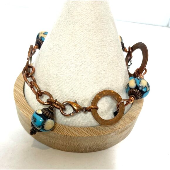 Hammered Copper Bracelet Turquoise Bead Dangles Adjustable 7.5-9.5" Boho Jewelry - Picture 5 of 6
